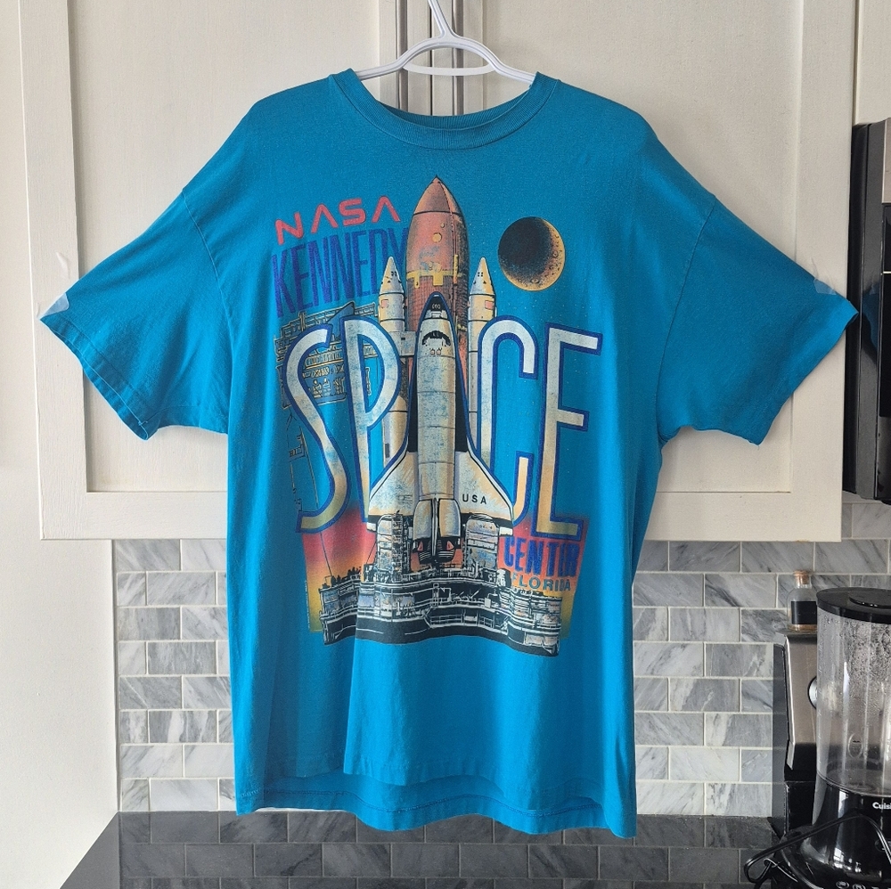 Vintage 1990 NASA Graphic TShirt